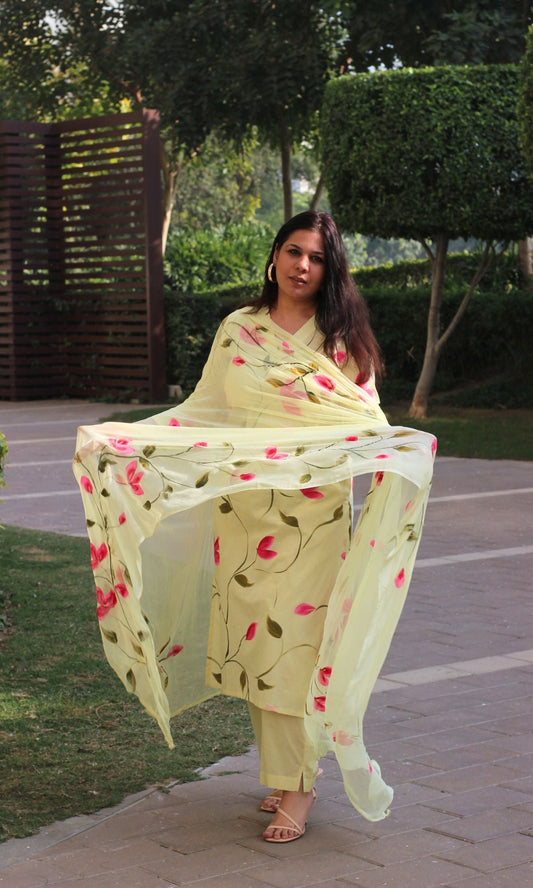 Cotton Hand Brush Pale Lemon Suit with Chiffon Dupatta - Baareeki