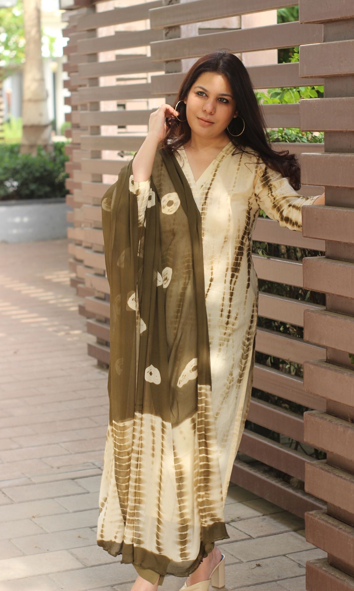 Cotton Handblock Beige Tie and Dye Suit set with Chiffon Dupatta - Baareeki