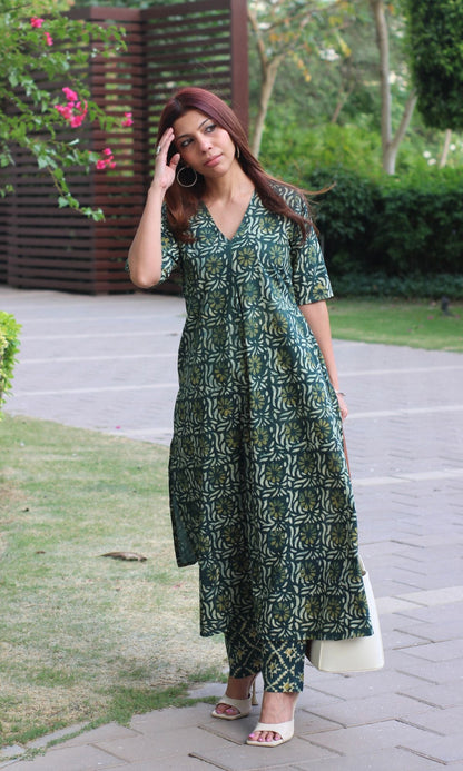 Cotton Handblock Green Box Pleat Kurta and Pants - Baareeki