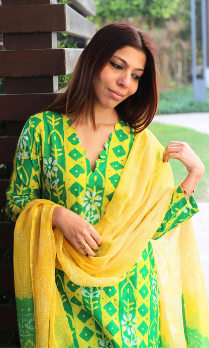 Cotton Handblock Green & Yellow Vertical Motif Suit with Kota Doria Dupatta - Baareeki