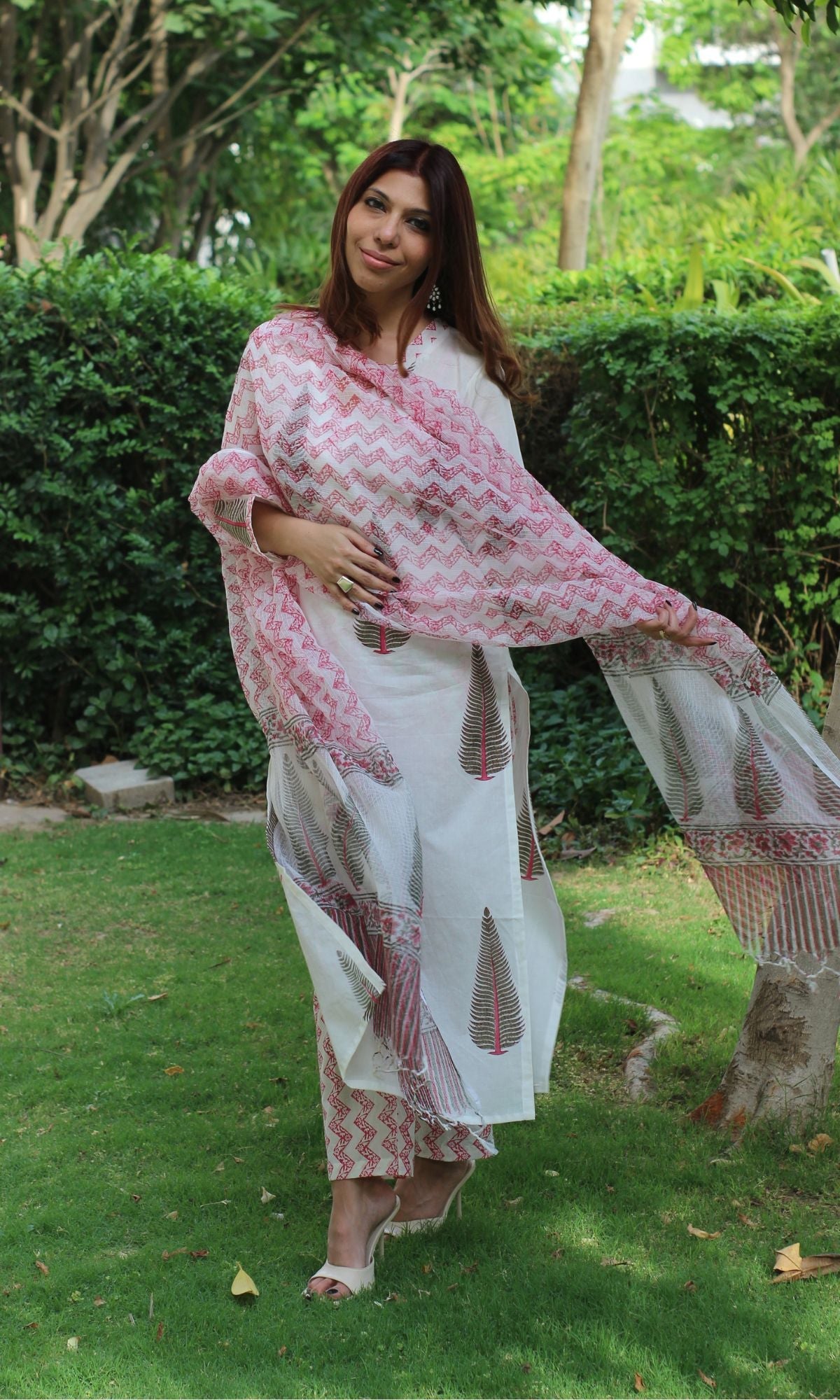 Cotton Handblock White and Pink Suit Set with Printed Kota Dupatta - Baareeki