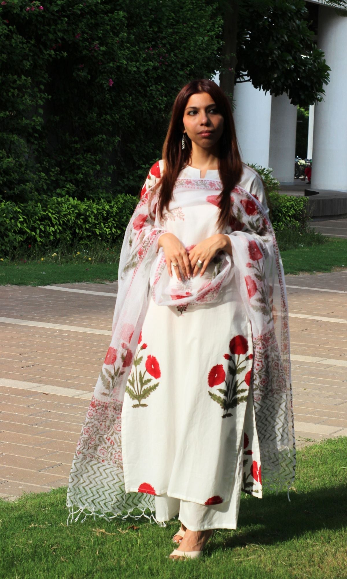 Cotton Handblock White with Red Flowers Suit Set and Kota Doria Dupatta - Baareeki