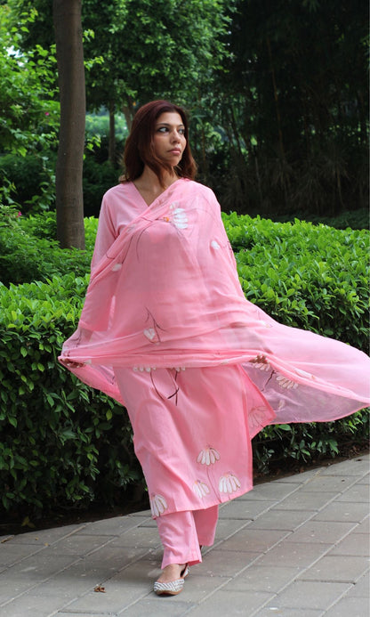 Cotton Handbrush Bright Pink Suit Set with Chiffon Handbrush Dupatta - Baareeki