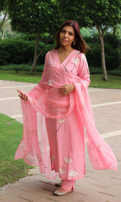 Cotton Handbrush Bright Pink Suit Set with Chiffon Handbrush Dupatta - Baareeki