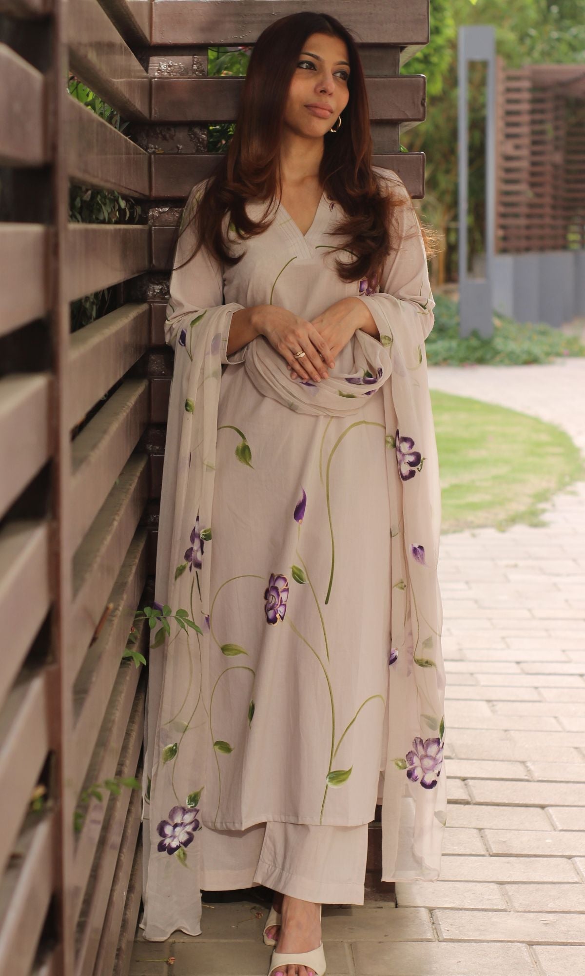 Cotton Handbrush Pale Lilac Suit Set with Handbrush Chiffon Dupatta - Baareeki