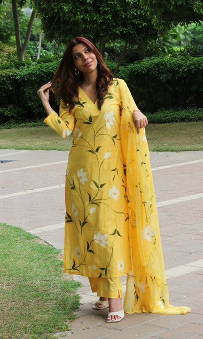 Cotton Handbrush Yellow Suit Set with Chiffon Handbrush Dupatta - Baareeki