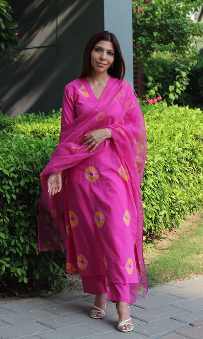 Cotton Hot Pink Shibori Suit Set with Kota Doria Dupatta - Baareeki