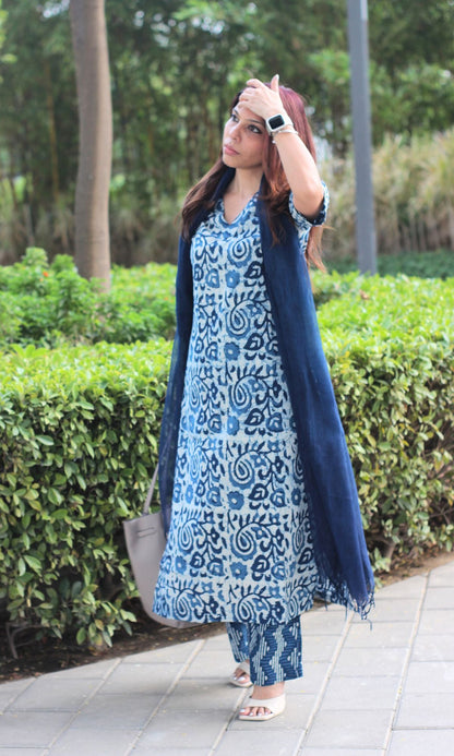 Cotton Indigo Dabu Handblock Short Sleeves Suit Set with Kota Doria Dupatta - Baareeki