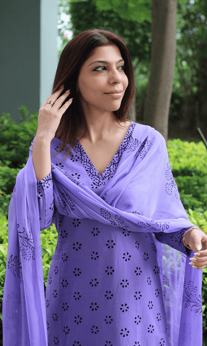 Cotton Lavender Dotted Flower Print Suit with Chiffon Handblock Print Dupatta - Baareeki