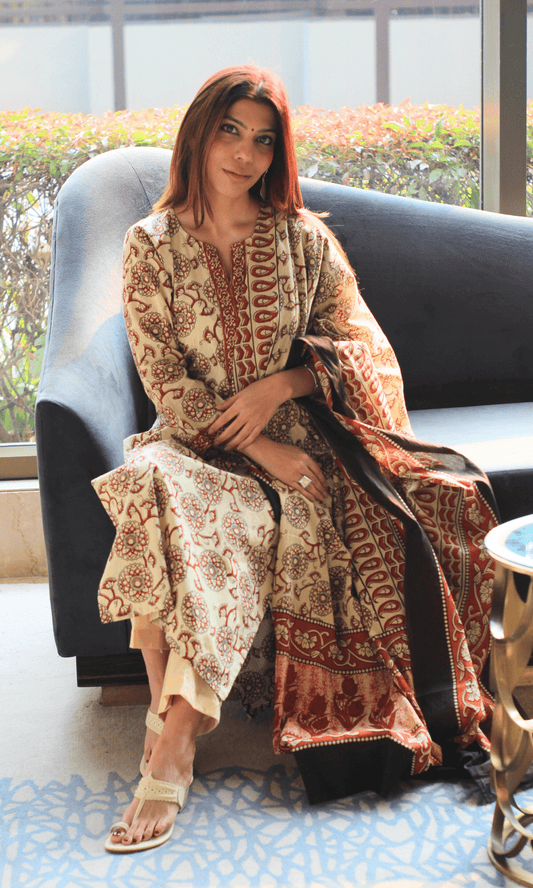 Cotton Off White & Red Kalamkari Suit with Printed Dupatta - Baareeki