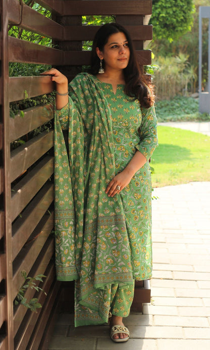 Cotton Printed Fern Green Suit Set with Cotton Printed Dupatta - Baareeki