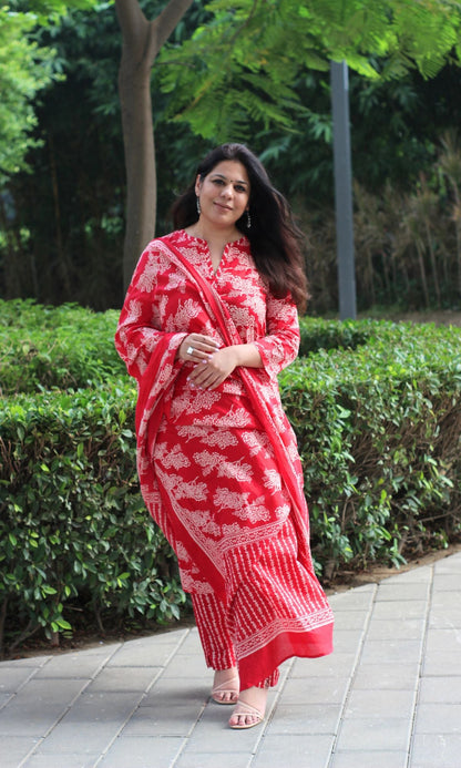 Cotton Red Printed Suit Set with Mul Printed Dupatta - Baareeki