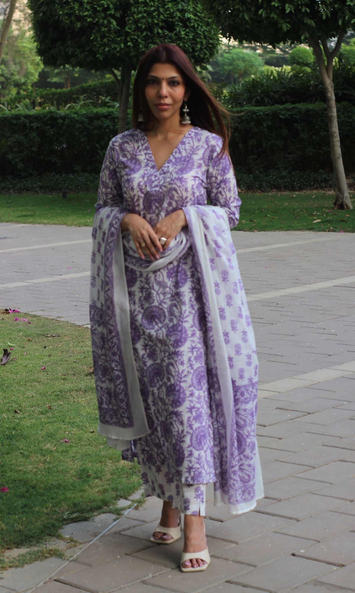 Cotton Sanganeri White & Purple Suit Set with Printed Cotton Dupatta - Baareeki