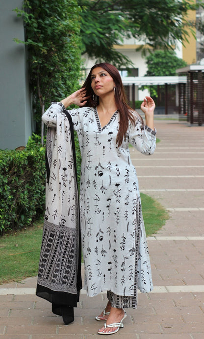 Cotton White & Black Leaf Petals Suit Set with Mul Printed Dupatta - Baareeki