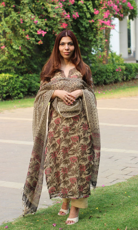 Kota Doria Kalamkari Beige & Pink Kurta and Dupatta with Cotton Pants - Baareeki