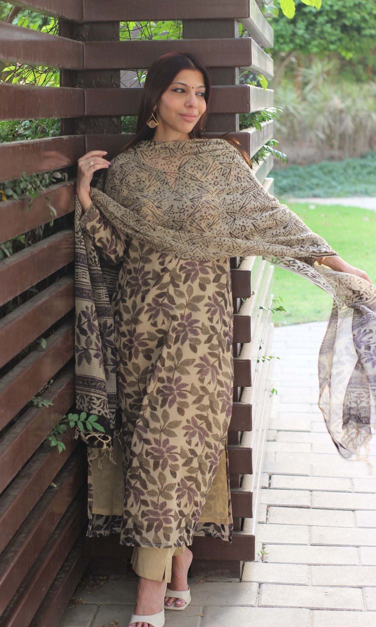 Kota Doria Kalamkari Beige & Purple Kurta and Dupatta with Cotton Pants - Baareeki