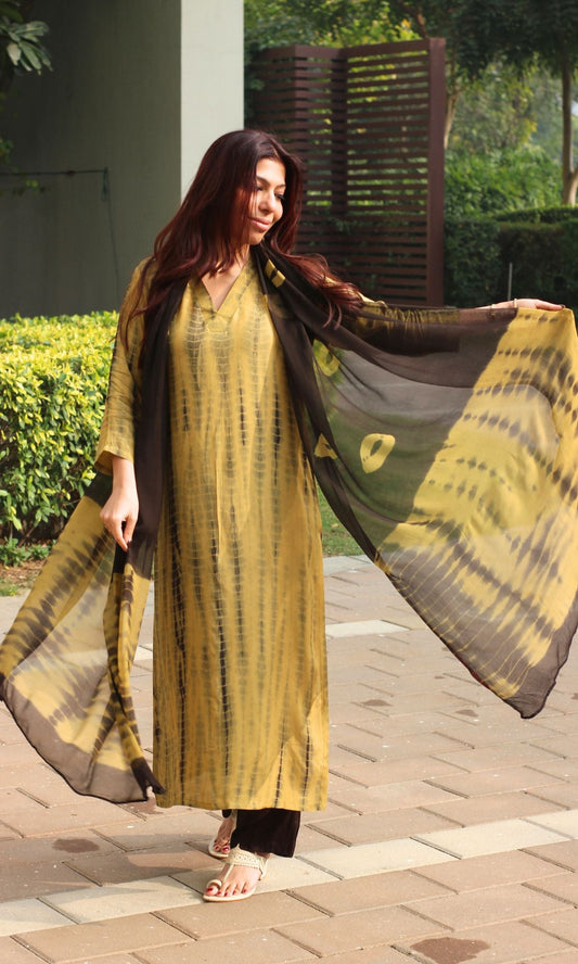 Muslin Silk Tie & Dye Suit with Muslin Bottom & Chiffon Printed Dupatta - Baareeki