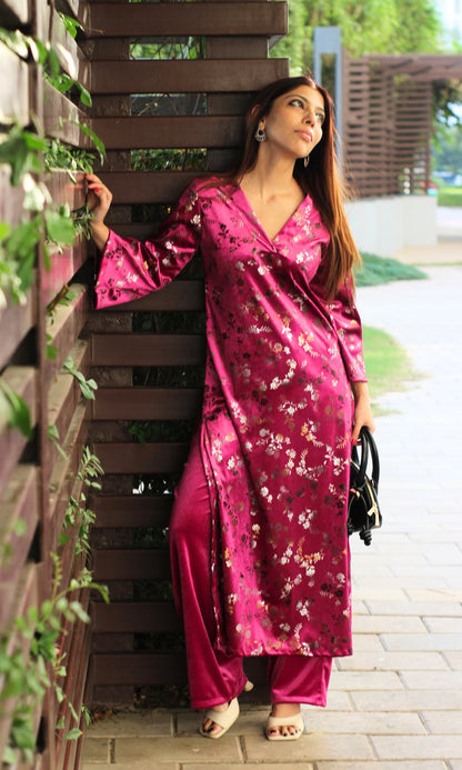 Velvet Pink Embossed Kurta with Velvet Pants - Baareeki