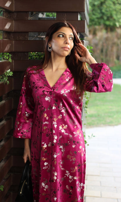 Velvet Pink Embossed Kurta with Velvet Pants - Baareeki