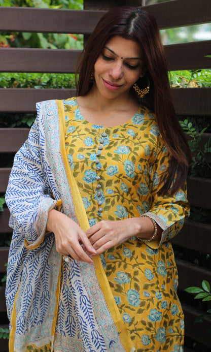 Chanderi Silk Handblock Yellow Kurta and Dupatta with Cotton Pants - Baareeki