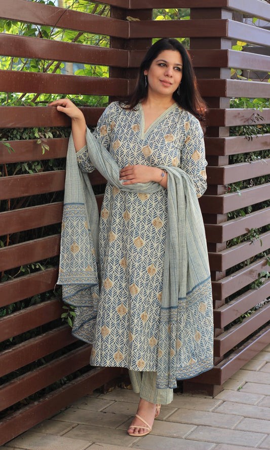 Cotton Block Print Light Blue Suit Set with Printed Cotton Dupatta - Baareeki