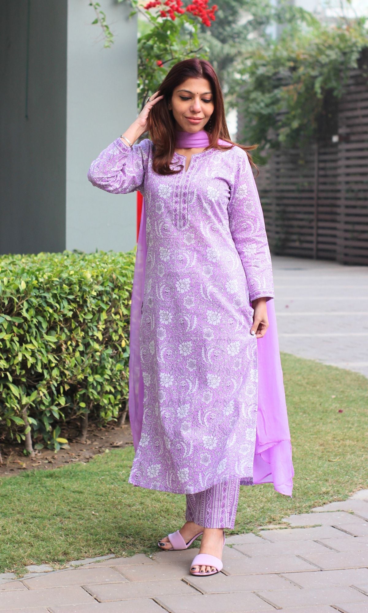 Cotton Block Print Lilac Suit Set with Chiffon Dupatta - Baareeki