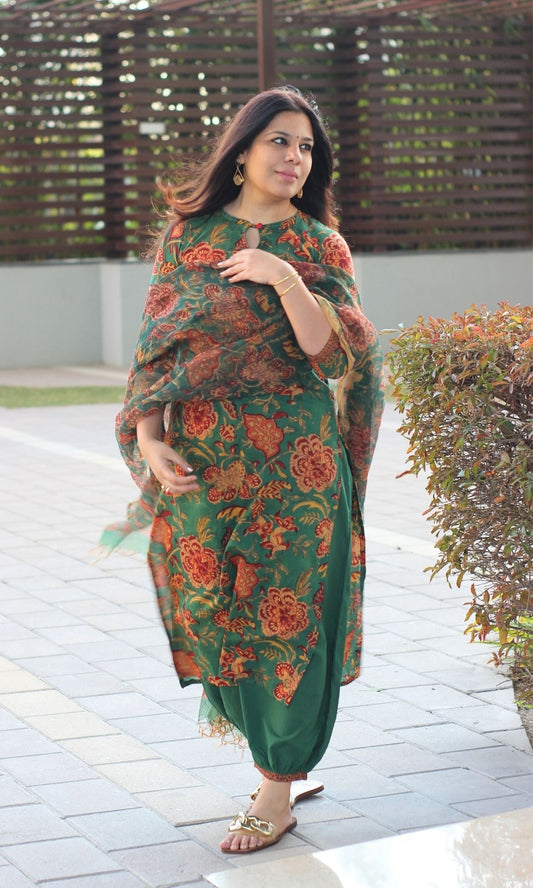 Cotton Handblock Green Kurta and Afgani Pants with Printed Kota Doria Dupatta - Baareeki