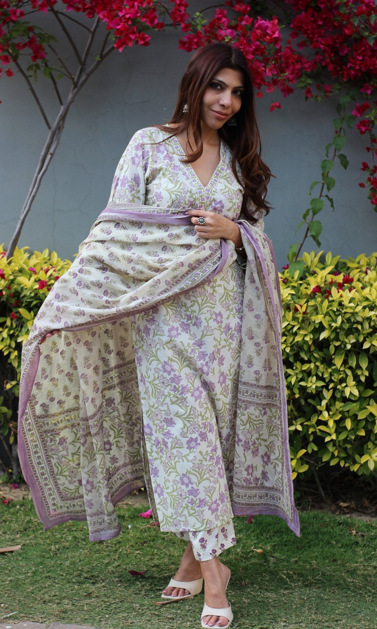 Cotton Sanganeri Off White & Purple Suit Set with Printed Dupatta - Baareeki