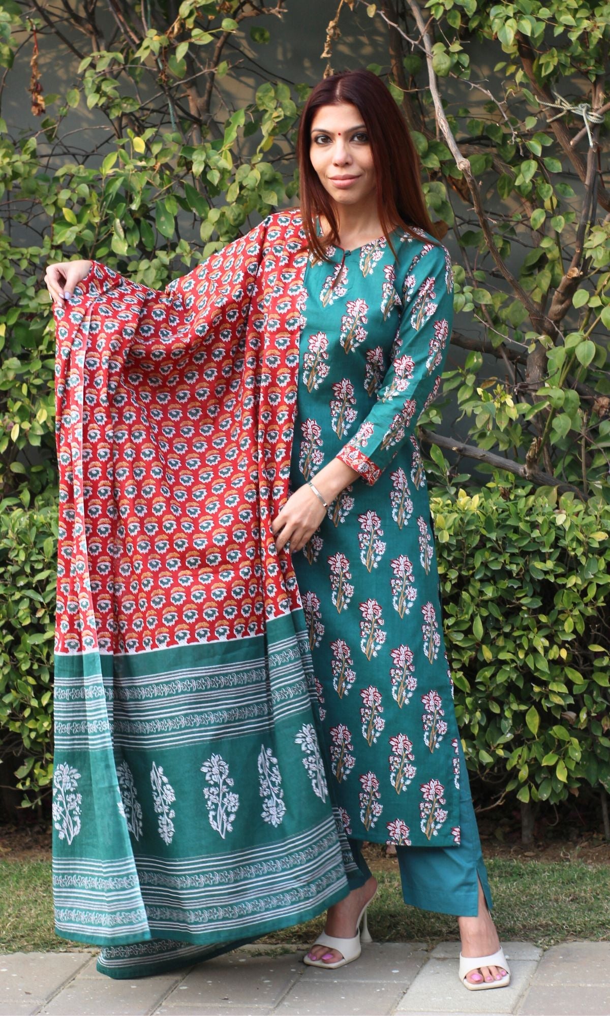 Cotton Sanganeri Print Green Suit Set with Printed Cotton Dupatta - Baareeki